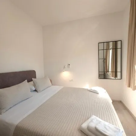 3-Bedroom Sea View Home With Private Parking Apartmán Mokošica